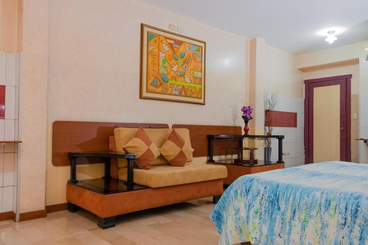 Hotel Livingston Inn Гуаякіль Екстер'єр фото