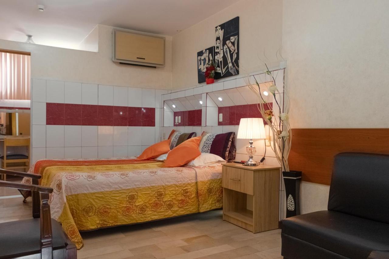 Hotel Livingston Inn Гуаякіль Екстер'єр фото
