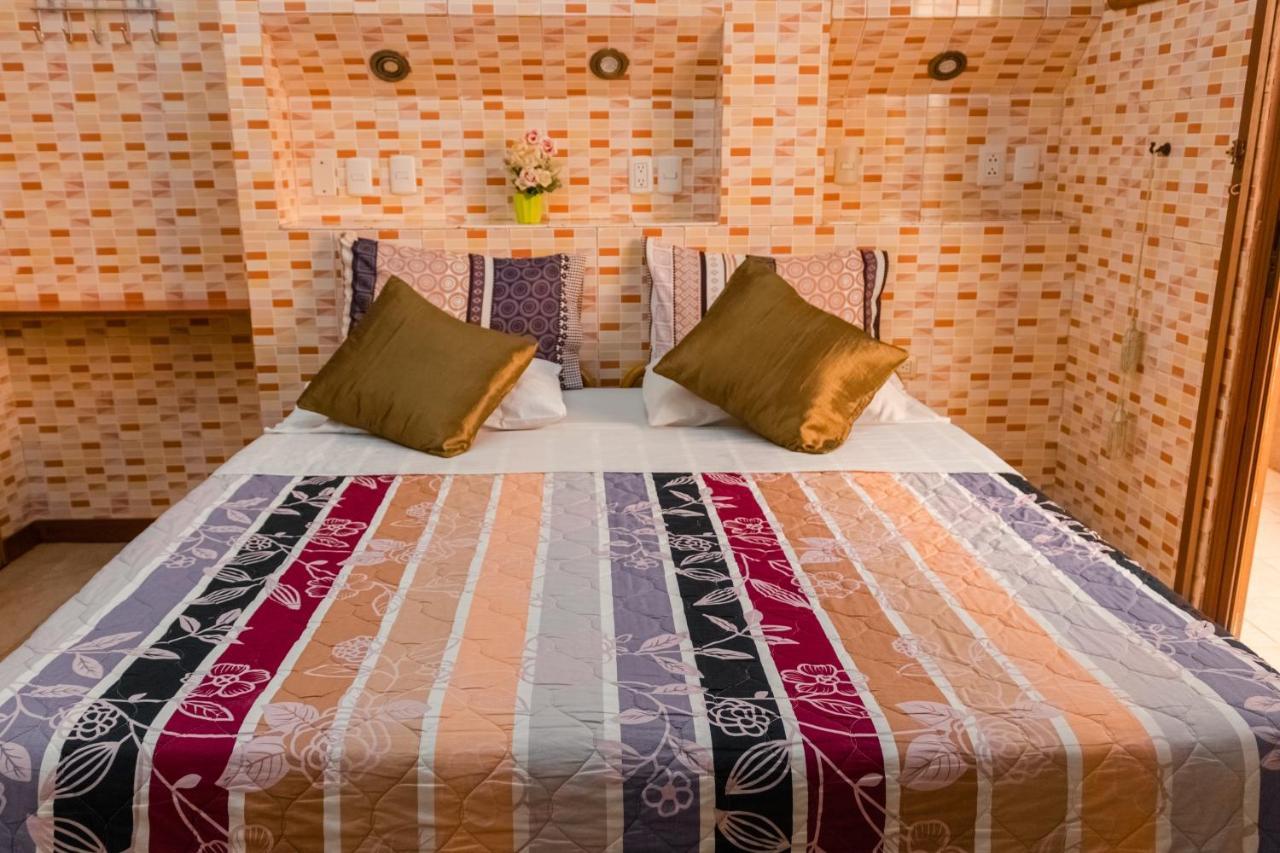 Hotel Livingston Inn Гуаякіль Екстер'єр фото
