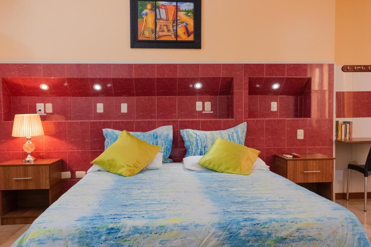 Hotel Livingston Inn Гуаякіль Екстер'єр фото