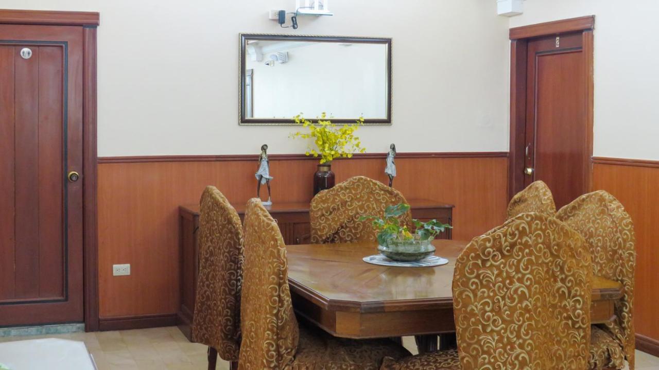 Hotel Livingston Inn Гуаякіль Екстер'єр фото
